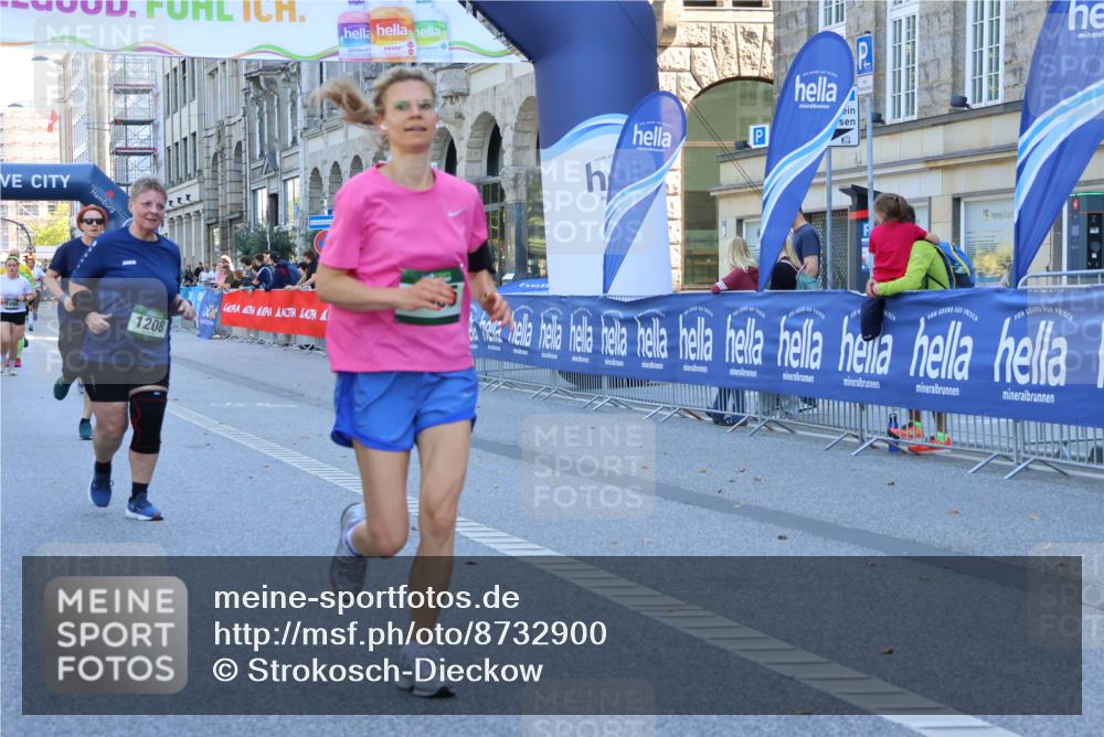 07.09.2025 - BARMER Alsterlauf Strokosch-Dieckow http://msf.ph/oto/8732900 07.09.2025 11:47:05 Ziel 8223, 8285 meine-sportfotos.de