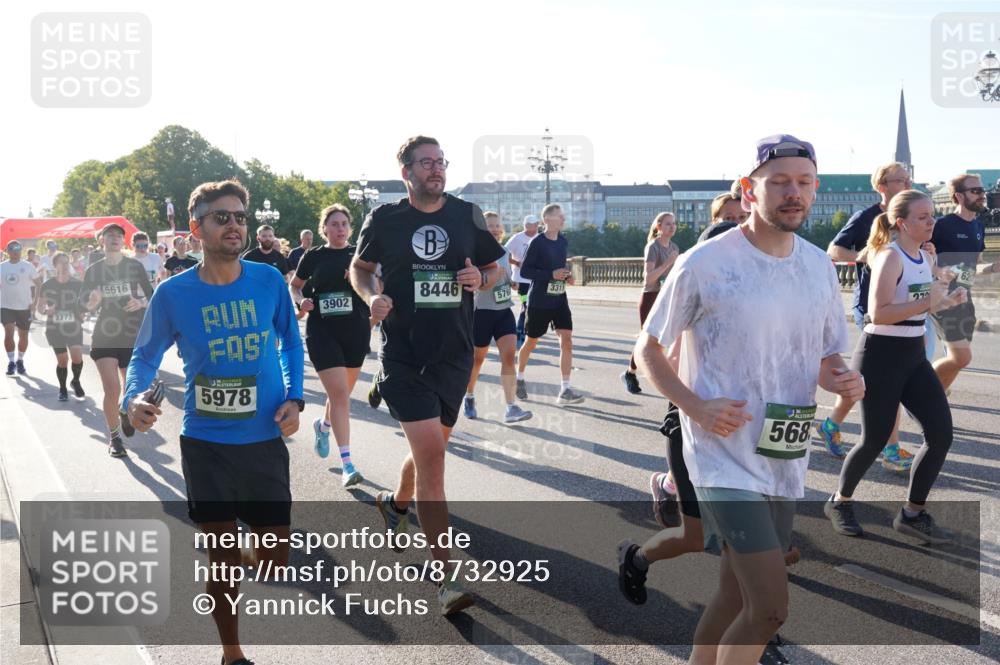 07.09.2025 - BARMER Alsterlauf Yannick Fuchs http://msf.ph/oto/8732925 07.09.2025 09:05:51 Laufen 2773, 5616, 5978, 3902, 8446, 576, 3311, 568, 62 meine-sportfotos.de