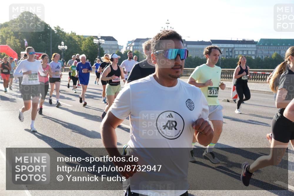 07.09.2025 - BARMER Alsterlauf Yannick Fuchs http://msf.ph/oto/8732947 07.09.2025 09:05:55 Laufen 4115, 5529, 4503, 5211, 5137, 5478 meine-sportfotos.de