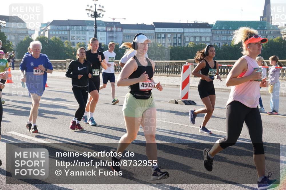 07.09.2025 - BARMER Alsterlauf Yannick Fuchs http://msf.ph/oto/8732955 07.09.2025 09:05:56 Laufen 4736, 212, 5427, 4503, 2294, 0 meine-sportfotos.de