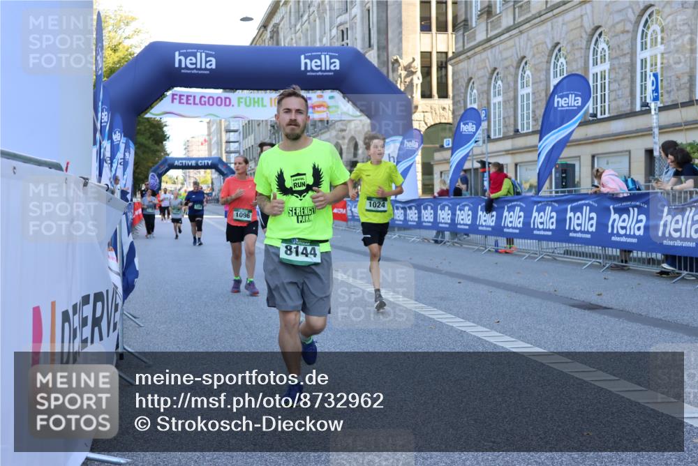 07.09.2025 - BARMER Alsterlauf Strokosch-Dieckow http://msf.ph/oto/8732962 07.09.2025 11:47:00 Ziel 8223, 8285 meine-sportfotos.de