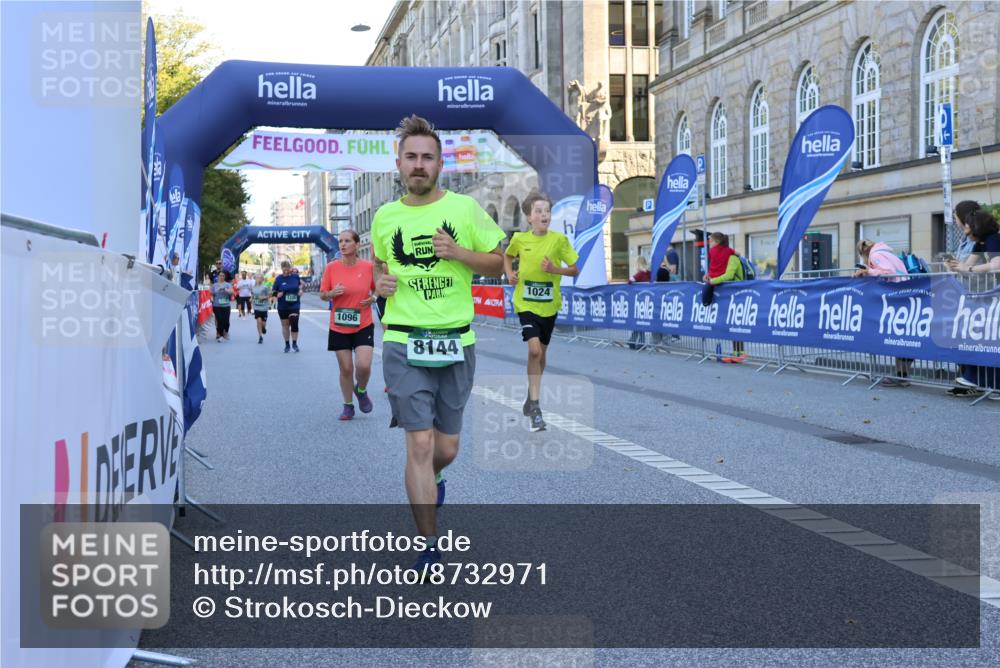 07.09.2025 - BARMER Alsterlauf Strokosch-Dieckow http://msf.ph/oto/8732971 07.09.2025 11:47:00 Ziel 8223, 8285 meine-sportfotos.de