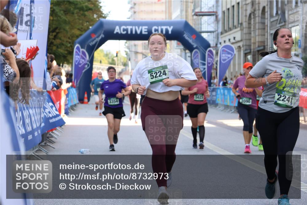 07.09.2025 - BARMER Alsterlauf Strokosch-Dieckow http://msf.ph/oto/8732973 07.09.2025 10:21:33 Ziel 2182, 2281, 2336, 2706, 3091, 3183, 3185, 3312, 3313, 4437, 5030, 5235, 5959, 8004 meine-sportfotos.de