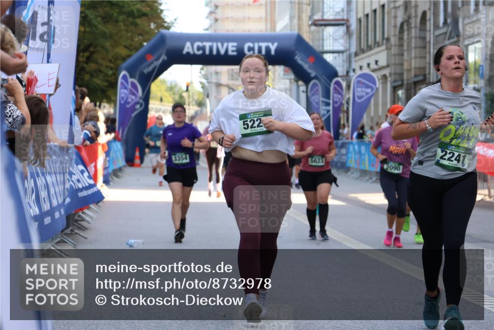 07.09.2025 - BARMER Alsterlauf Strokosch-Dieckow http://msf.ph/oto/8732978 07.09.2025 10:21:33 Ziel 2182, 2281, 2336, 2706, 3091, 3183, 3185, 3312, 3313, 4437, 5030, 5235, 5959, 8004 meine-sportfotos.de