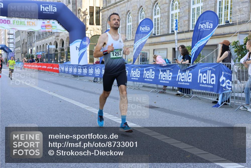 07.09.2025 - BARMER Alsterlauf Strokosch-Dieckow http://msf.ph/oto/8733001 07.09.2025 11:46:55 Ziel  meine-sportfotos.de