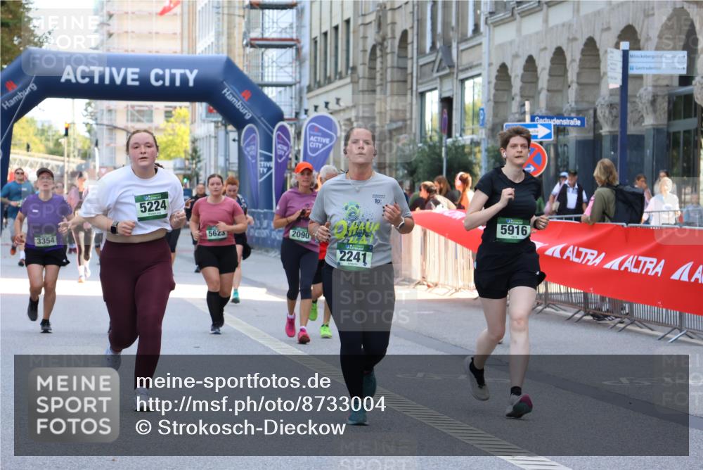 07.09.2025 - BARMER Alsterlauf Strokosch-Dieckow http://msf.ph/oto/8733004 07.09.2025 10:21:31 Ziel 2281, 2336, 2337, 2706, 3091, 3183, 3185, 3312, 3313, 4029, 4437, 5030, 5235, 5959, 8004 meine-sportfotos.de