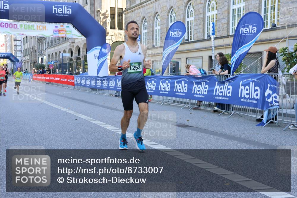 07.09.2025 - BARMER Alsterlauf Strokosch-Dieckow http://msf.ph/oto/8733007 07.09.2025 11:46:55 Ziel  meine-sportfotos.de