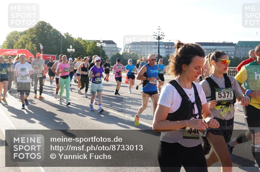 07.09.2025 - BARMER Alsterlauf Yannick Fuchs http://msf.ph/oto/8733013 07.09.2025 09:06:03 Laufen 2787, 354, 170, 4841, 5872, 4136, 2587, 532, 440, 36, 5371 meine-sportfotos.de