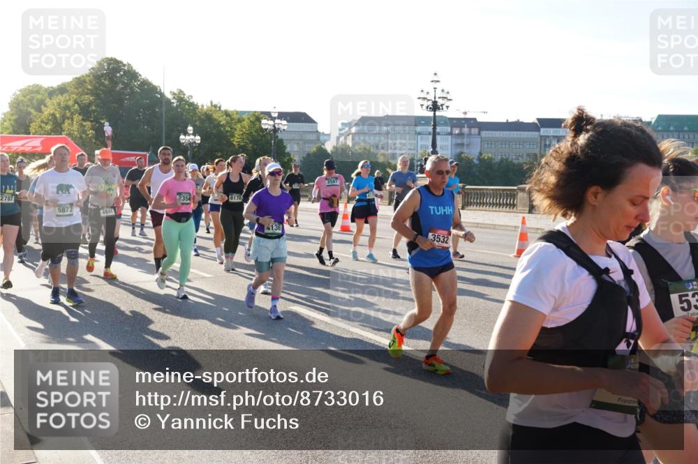 07.09.2025 - BARMER Alsterlauf Yannick Fuchs http://msf.ph/oto/8733016 07.09.2025 09:06:03 Laufen 21, 25, 2787, 2354, 8170, 5872, 4841, 4136, 2587, 3532, 53 meine-sportfotos.de