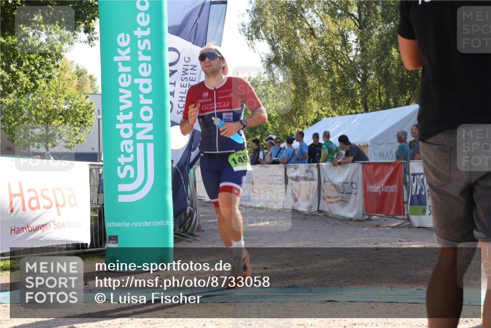07.09.2025 - 19. Norderstedt Triathlon Luisa Fischer http://msf.ph/oto/8733058 07.09.2025 16:10:44 Ziel 1496 meine-sportfotos.de