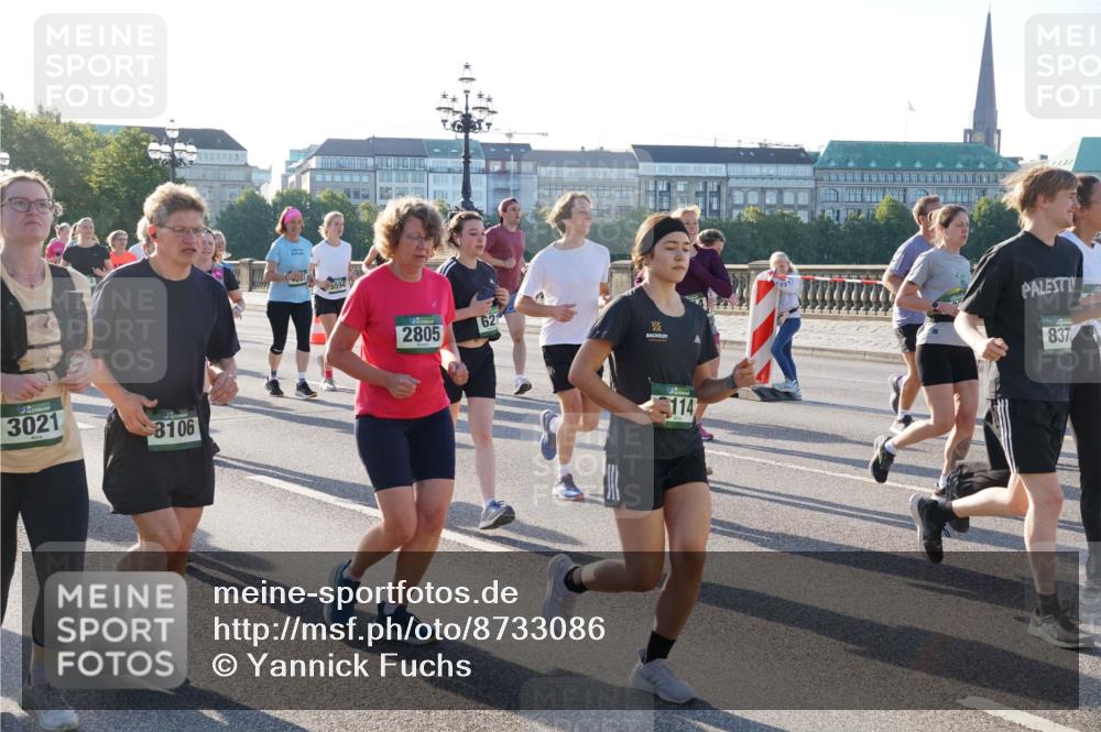 07.09.2025 - BARMER Alsterlauf Yannick Fuchs http://msf.ph/oto/8733086 07.09.2025 09:06:27 Laufen 3021, 3106, 5594, 2805, 621, 114, 837 meine-sportfotos.de