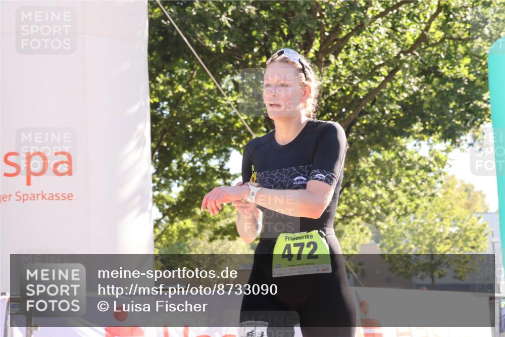 07.09.2025 - 19. Norderstedt Triathlon Luisa Fischer http://msf.ph/oto/8733090 07.09.2025 16:11:16 Ziel 472 meine-sportfotos.de