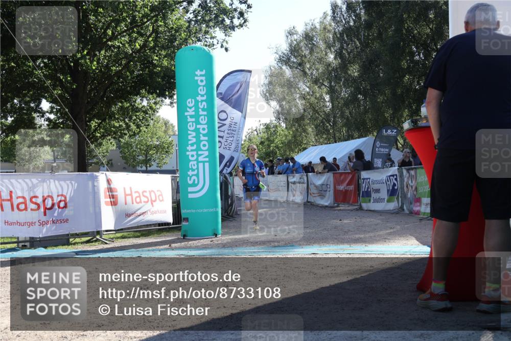 07.09.2025 - 19. Norderstedt Triathlon Luisa Fischer http://msf.ph/oto/8733108 07.09.2025 16:12:04 Ziel 478 meine-sportfotos.de
