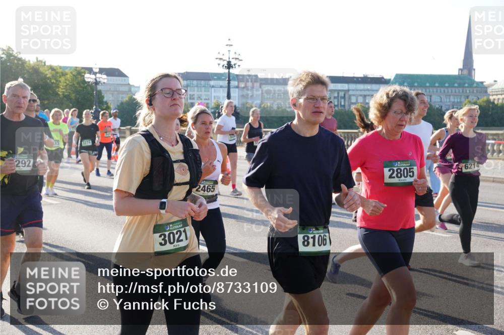 07.09.2025 - BARMER Alsterlauf Yannick Fuchs http://msf.ph/oto/8733109 07.09.2025 09:06:28 Laufen 292, 13, 3274, 36, 3021, 2465, 8106, 2805, 6214 meine-sportfotos.de