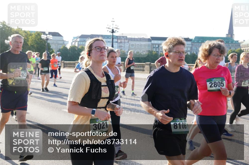 07.09.2025 - BARMER Alsterlauf Yannick Fuchs http://msf.ph/oto/8733114 07.09.2025 09:06:28 Laufen 292, 274, 3021, 8106, 36, 2805, 427, 621 meine-sportfotos.de