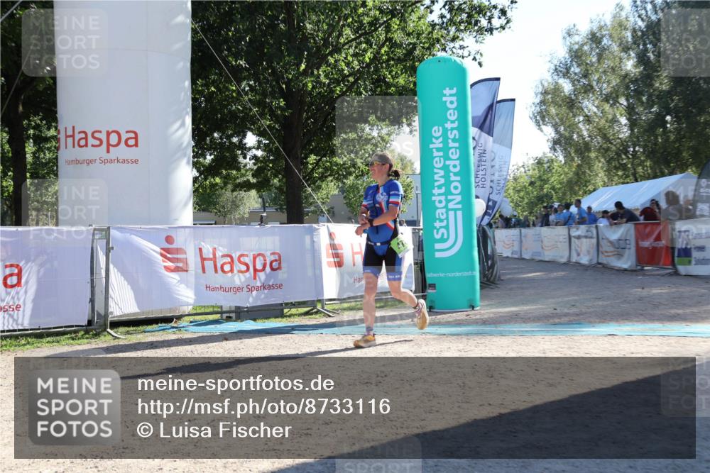 07.09.2025 - 19. Norderstedt Triathlon Luisa Fischer http://msf.ph/oto/8733116 07.09.2025 16:12:06 Ziel 478 meine-sportfotos.de