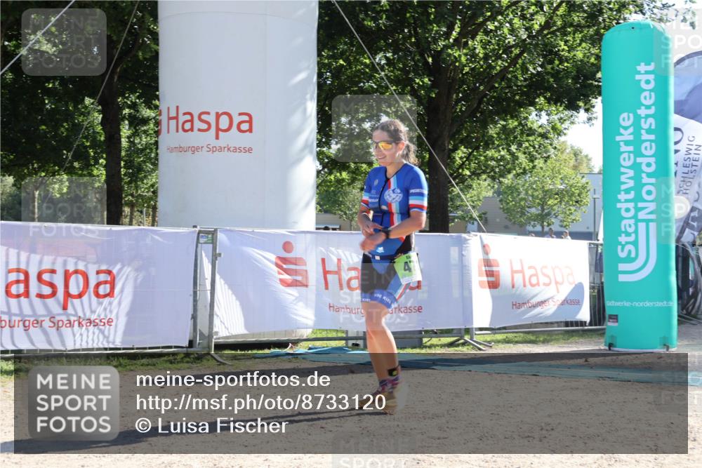 07.09.2025 - 19. Norderstedt Triathlon Luisa Fischer http://msf.ph/oto/8733120 07.09.2025 16:12:07 Ziel 478 meine-sportfotos.de