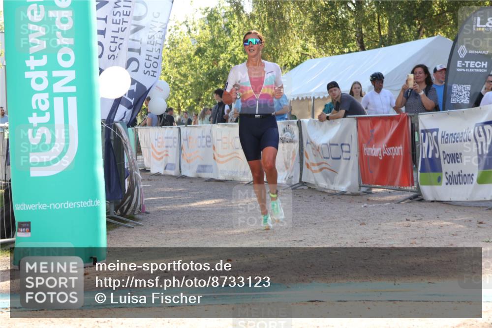 07.09.2025 - 19. Norderstedt Triathlon Luisa Fischer http://msf.ph/oto/8733123 07.09.2025 16:12:16 Ziel 475 meine-sportfotos.de