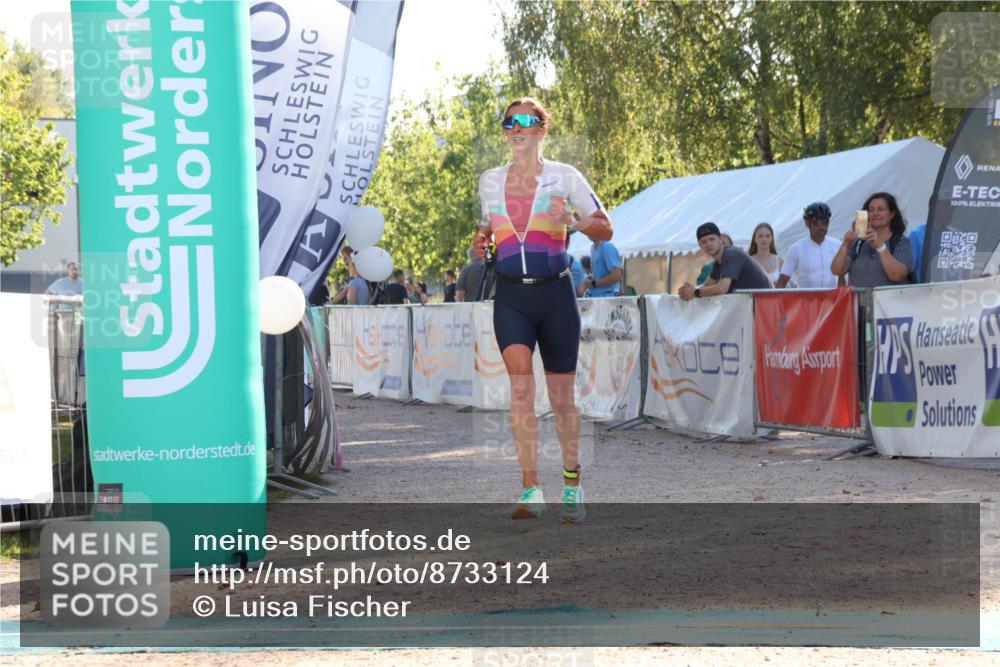 07.09.2025 - 19. Norderstedt Triathlon Luisa Fischer http://msf.ph/oto/8733124 07.09.2025 16:12:16 Ziel 475 meine-sportfotos.de