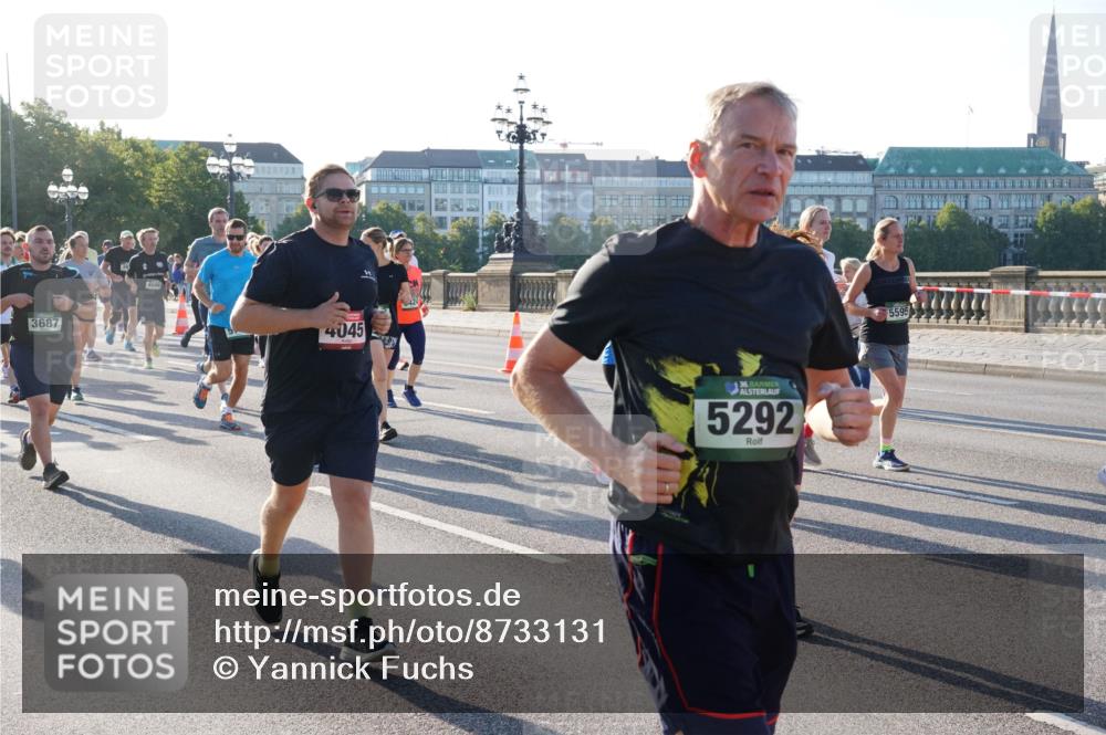 07.09.2025 - BARMER Alsterlauf Yannick Fuchs http://msf.ph/oto/8733131 07.09.2025 09:06:29 Laufen 3687, 4045, 36, 5292, 5595 meine-sportfotos.de