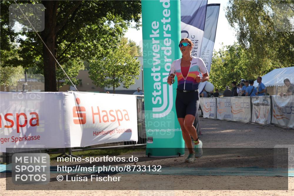 07.09.2025 - 19. Norderstedt Triathlon Luisa Fischer http://msf.ph/oto/8733132 07.09.2025 16:12:17 Ziel 475 meine-sportfotos.de
