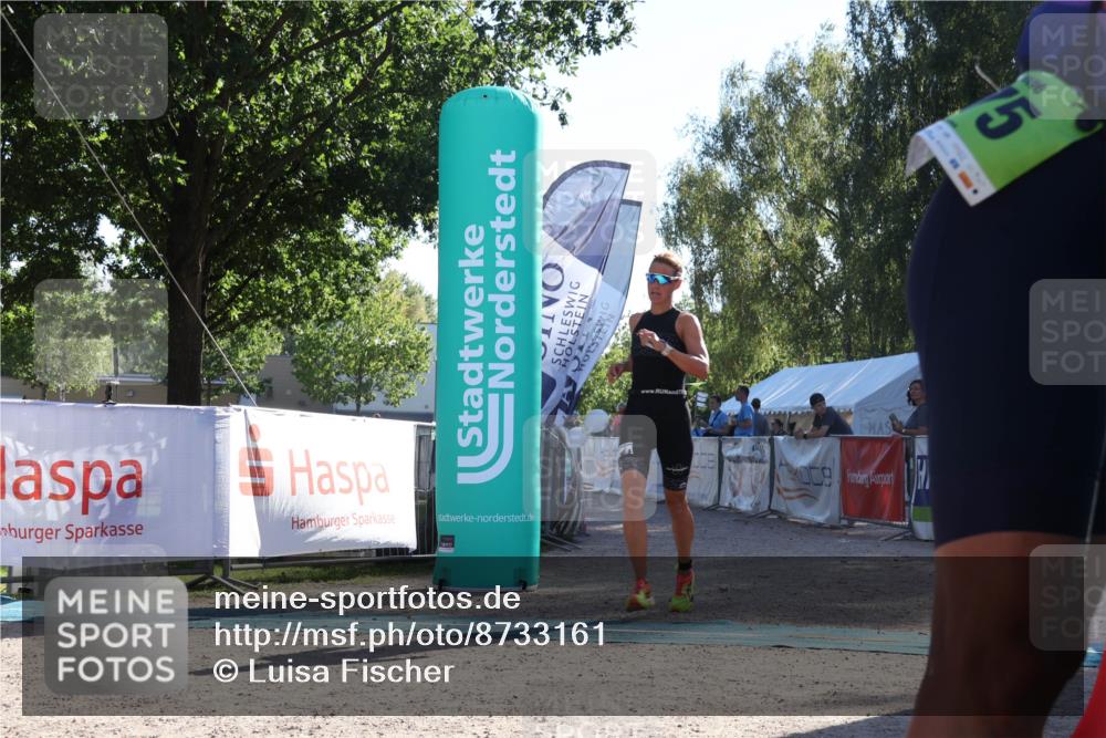 07.09.2025 - 19. Norderstedt Triathlon Luisa Fischer http://msf.ph/oto/8733161 07.09.2025 16:13:54 Ziel 469, 1503 meine-sportfotos.de