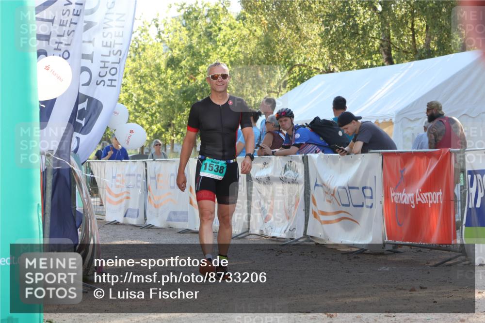 07.09.2025 - 19. Norderstedt Triathlon Luisa Fischer http://msf.ph/oto/8733206 07.09.2025 16:16:47 Ziel  meine-sportfotos.de