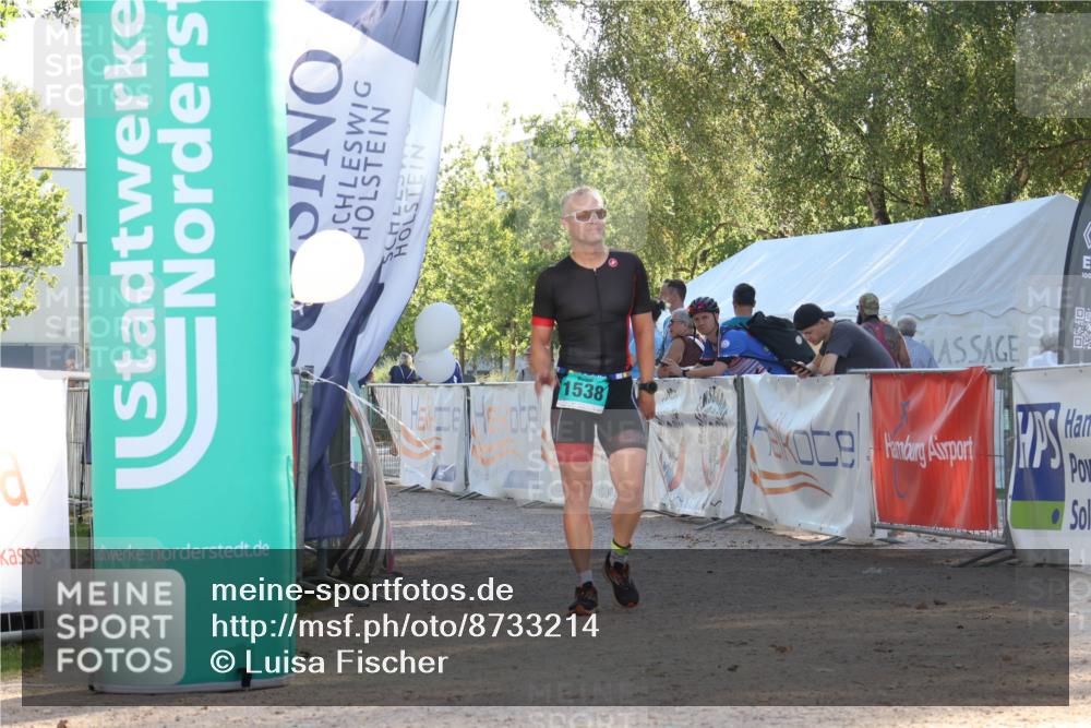 07.09.2025 - 19. Norderstedt Triathlon Luisa Fischer http://msf.ph/oto/8733214 07.09.2025 16:16:48 Ziel 1538 meine-sportfotos.de