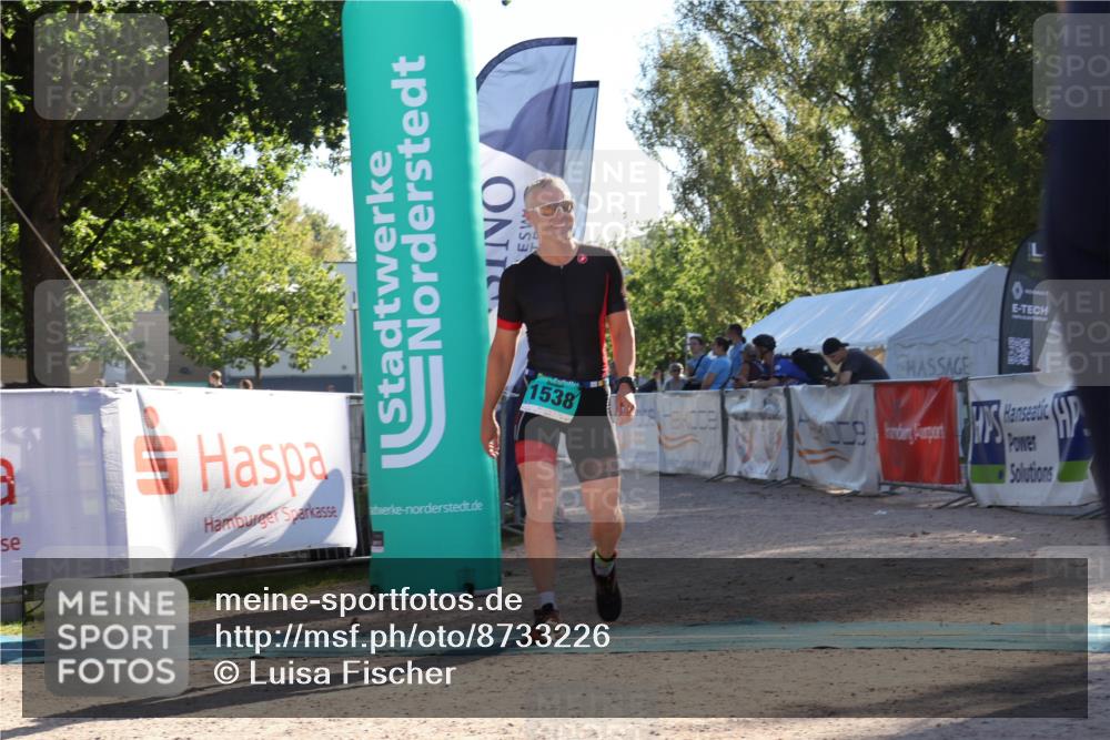 07.09.2025 - 19. Norderstedt Triathlon Luisa Fischer http://msf.ph/oto/8733226 07.09.2025 16:16:53 Ziel 1538 meine-sportfotos.de