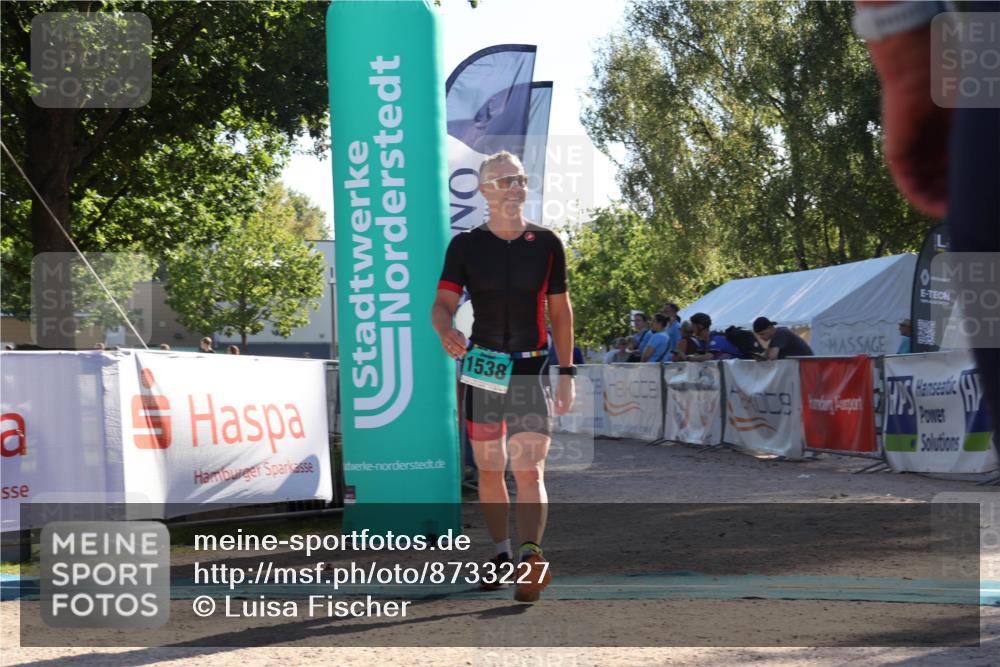 07.09.2025 - 19. Norderstedt Triathlon Luisa Fischer http://msf.ph/oto/8733227 07.09.2025 16:16:53 Ziel 1538 meine-sportfotos.de