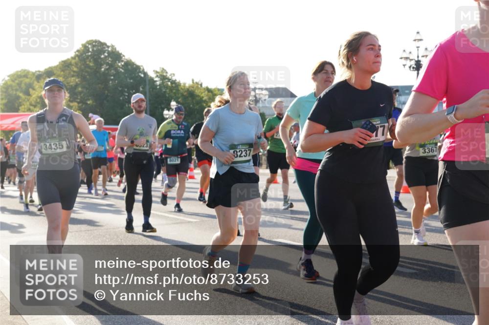 07.09.2025 - BARMER Alsterlauf Yannick Fuchs http://msf.ph/oto/8733253 07.09.2025 09:06:44 Laufen 3435, 8021, 3237, 17, 3367 meine-sportfotos.de