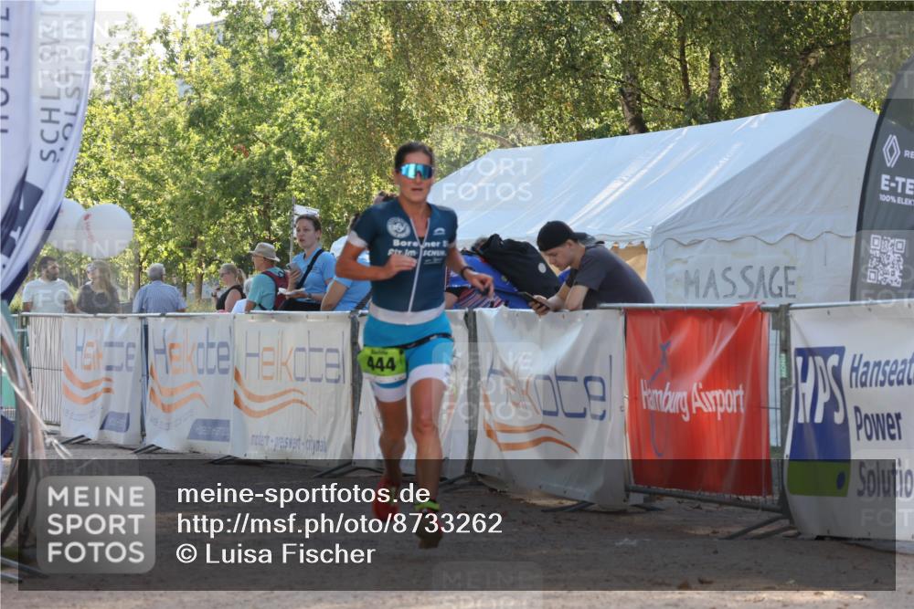 07.09.2025 - 19. Norderstedt Triathlon Luisa Fischer http://msf.ph/oto/8733262 07.09.2025 16:17:09 Ziel 444, 514 meine-sportfotos.de