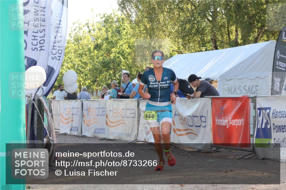 07.09.2025 - 19. Norderstedt Triathlon Luisa Fischer http://msf.ph/oto/8733266 07.09.2025 16:17:09 Ziel 444, 514 meine-sportfotos.de