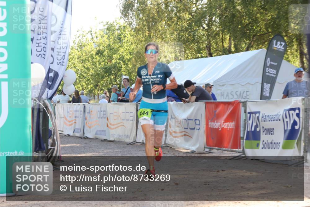 07.09.2025 - 19. Norderstedt Triathlon Luisa Fischer http://msf.ph/oto/8733269 07.09.2025 16:17:10 Ziel 444, 514 meine-sportfotos.de