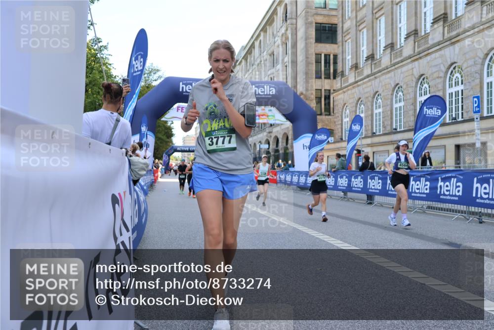 07.09.2025 - BARMER Alsterlauf Strokosch-Dieckow http://msf.ph/oto/8733274 07.09.2025 10:21:15 Ziel 2115, 2336, 2337, 2706, 3183, 3189, 3227, 3547, 3635, 3779, 3780, 3887, 3965, 4029, 4167, 4233, 4234, 5233 meine-sportfotos.de