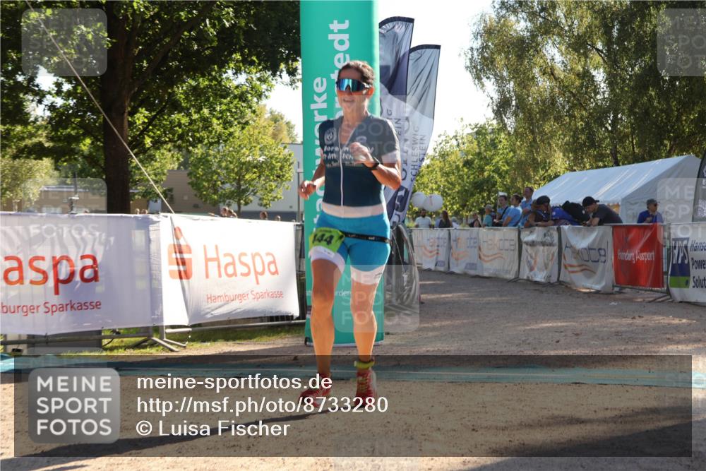 07.09.2025 - 19. Norderstedt Triathlon Luisa Fischer http://msf.ph/oto/8733280 07.09.2025 16:17:12 Ziel 444, 514 meine-sportfotos.de