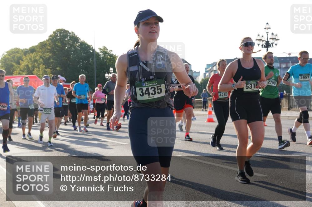 07.09.2025 - BARMER Alsterlauf Yannick Fuchs http://msf.ph/oto/8733284 07.09.2025 09:06:45 Laufen 2469, 5563, 331, 36, 3435, 4280, 5315, 2657, 2709 meine-sportfotos.de