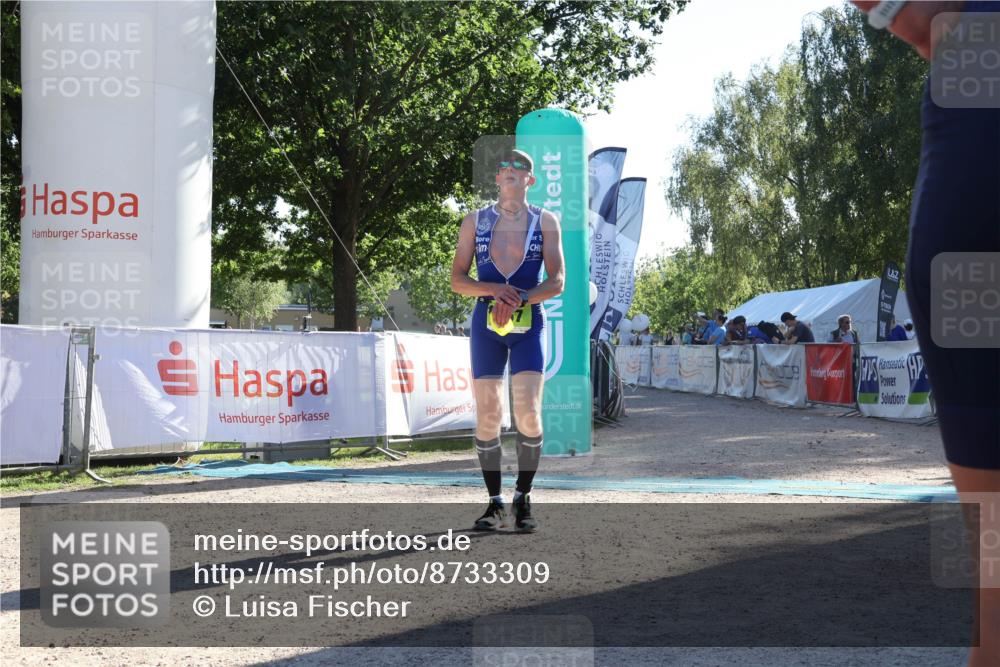 07.09.2025 - 19. Norderstedt Triathlon Luisa Fischer http://msf.ph/oto/8733309 07.09.2025 16:17:19 Ziel 967 meine-sportfotos.de
