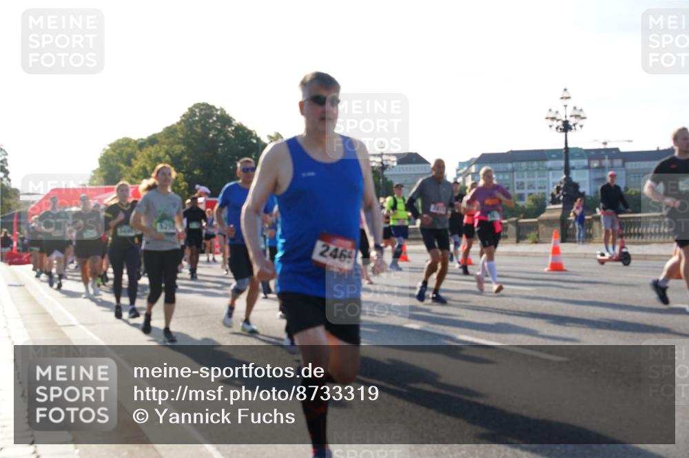 07.09.2025 - BARMER Alsterlauf Yannick Fuchs http://msf.ph/oto/8733319 07.09.2025 09:06:48 Laufen 2469 meine-sportfotos.de