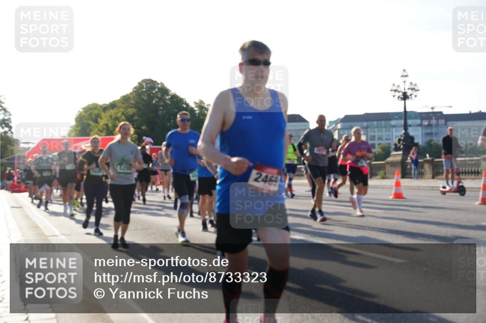 07.09.2025 - BARMER Alsterlauf Yannick Fuchs http://msf.ph/oto/8733323 07.09.2025 09:06:48 Laufen 2469 meine-sportfotos.de