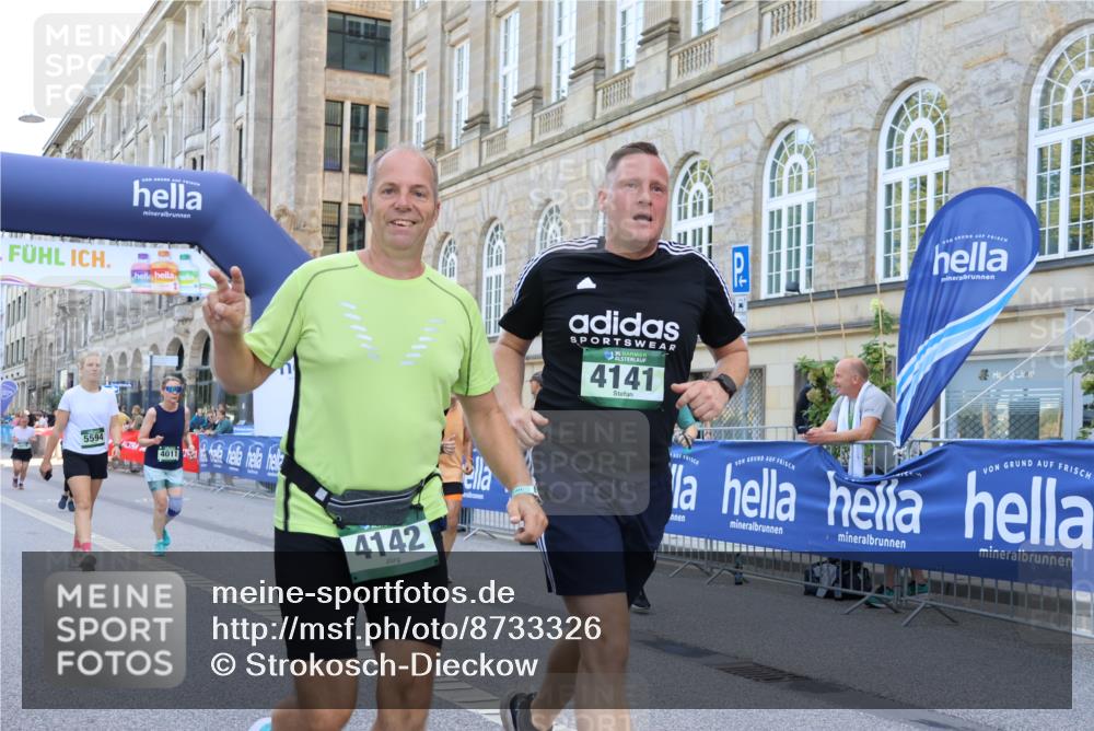 07.09.2025 - BARMER Alsterlauf Strokosch-Dieckow http://msf.ph/oto/8733326 07.09.2025 10:21:08 Ziel 2090, 2115, 3189, 3354, 3355, 3547, 3635, 3779, 3780, 3887, 3965, 3994, 4167, 4233, 4234, 5224, 5233, 5623, 5625, 5916 meine-sportfotos.de