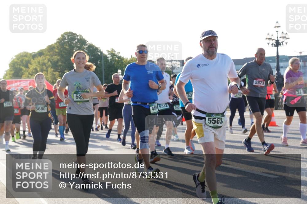 07.09.2025 - BARMER Alsterlauf Yannick Fuchs http://msf.ph/oto/8733331 07.09.2025 09:06:49 Laufen 3383, 5680, 52, 48, 5332, 5563, 2873, 26 meine-sportfotos.de