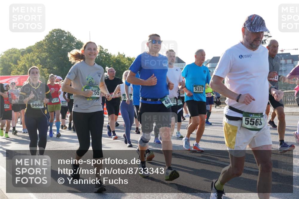 07.09.2025 - BARMER Alsterlauf Yannick Fuchs http://msf.ph/oto/8733343 07.09.2025 09:06:49 Laufen 410, 5680, 5138, 6053, 51, 255, 5, 3, 4833226, 5331, 6158, 5563, 3 meine-sportfotos.de