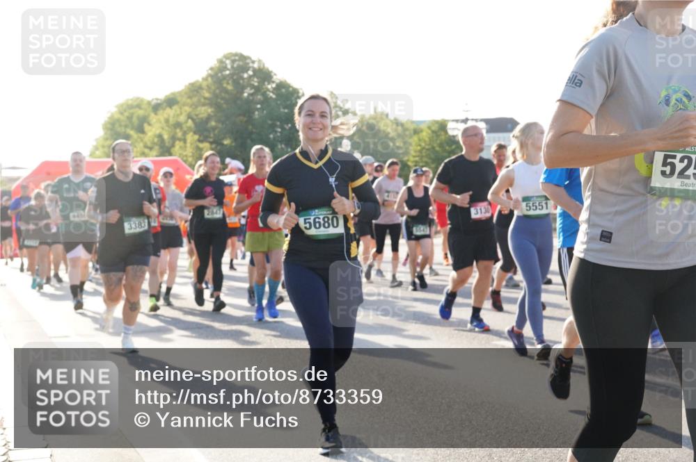 07.09.2025 - BARMER Alsterlauf Yannick Fuchs http://msf.ph/oto/8733359 07.09.2025 09:06:51 Laufen 3383, 5680, 3130, 5551, 525 meine-sportfotos.de