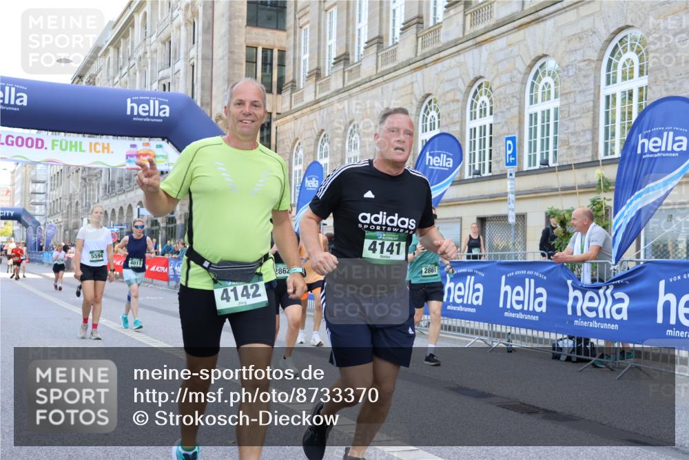 07.09.2025 - BARMER Alsterlauf Strokosch-Dieckow http://msf.ph/oto/8733370 07.09.2025 10:21:08 Ziel 2090, 2115, 3189, 3354, 3355, 3547, 3635, 3779, 3780, 3887, 3965, 3994, 4167, 4233, 4234, 5224, 5233, 5623, 5625, 5916 meine-sportfotos.de