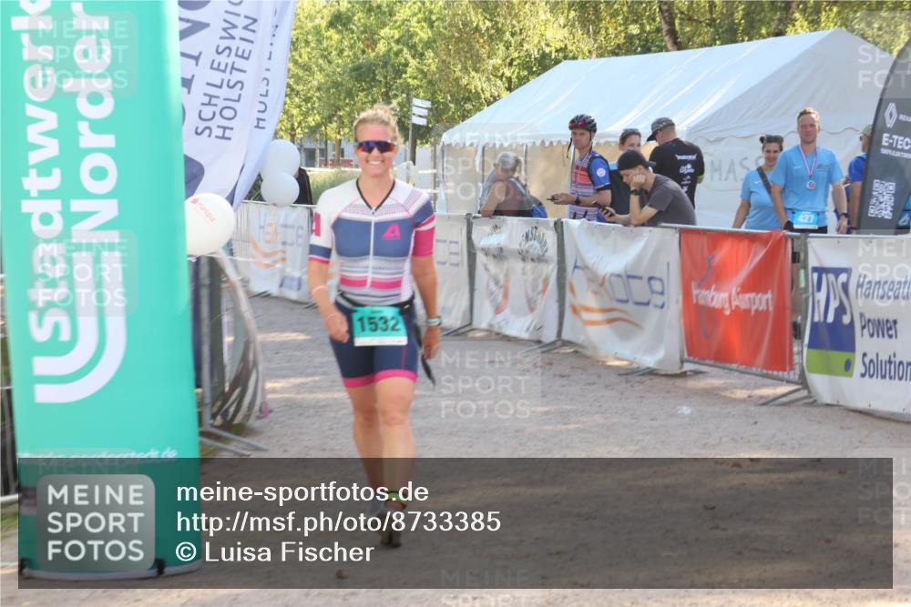 07.09.2025 - 19. Norderstedt Triathlon Luisa Fischer http://msf.ph/oto/8733385 07.09.2025 16:19:59 Ziel 1532 meine-sportfotos.de