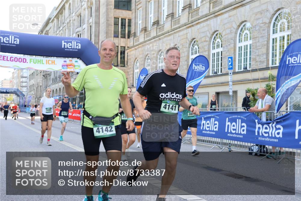 07.09.2025 - BARMER Alsterlauf Strokosch-Dieckow http://msf.ph/oto/8733387 07.09.2025 10:21:07 Ziel 2090, 2115, 3189, 3354, 3355, 3779, 3780, 3887, 3965, 3994, 4167, 4233, 4234, 5224, 5233, 5623, 5625, 5916 meine-sportfotos.de