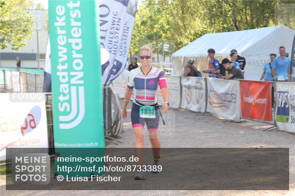 07.09.2025 - 19. Norderstedt Triathlon Luisa Fischer http://msf.ph/oto/8733389 07.09.2025 16:20:00 Ziel 1532 meine-sportfotos.de