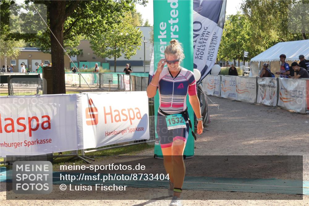 07.09.2025 - 19. Norderstedt Triathlon Luisa Fischer http://msf.ph/oto/8733404 07.09.2025 16:20:02 Ziel 1532 meine-sportfotos.de