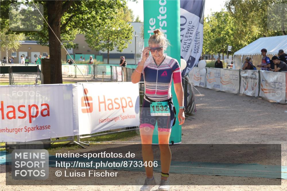 07.09.2025 - 19. Norderstedt Triathlon Luisa Fischer http://msf.ph/oto/8733406 07.09.2025 16:20:02 Ziel 1532 meine-sportfotos.de